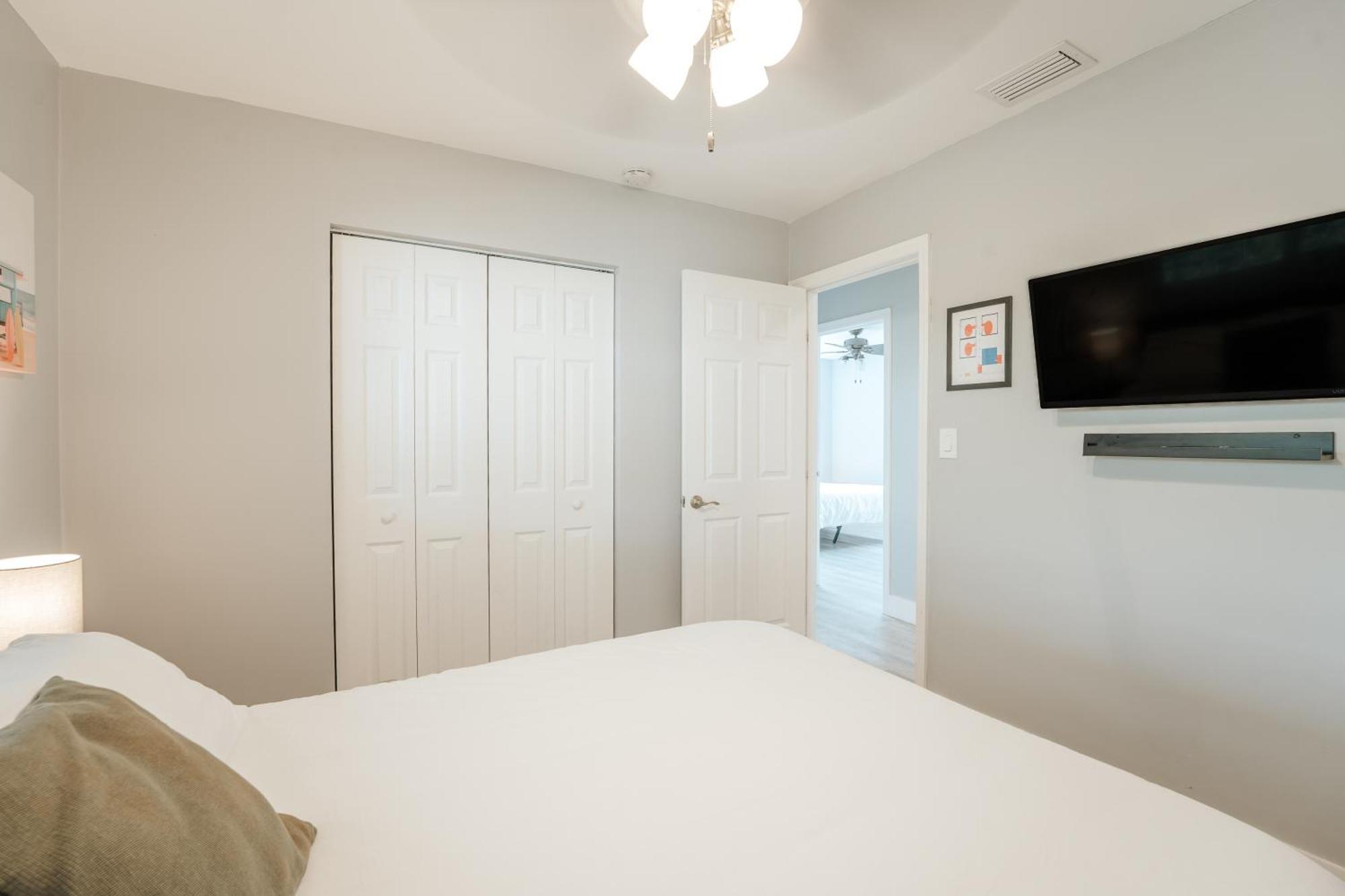 Home With A Pool Close To Beach And Fll Airport Pool Heated October- March Fort Lauderdale Exterior foto