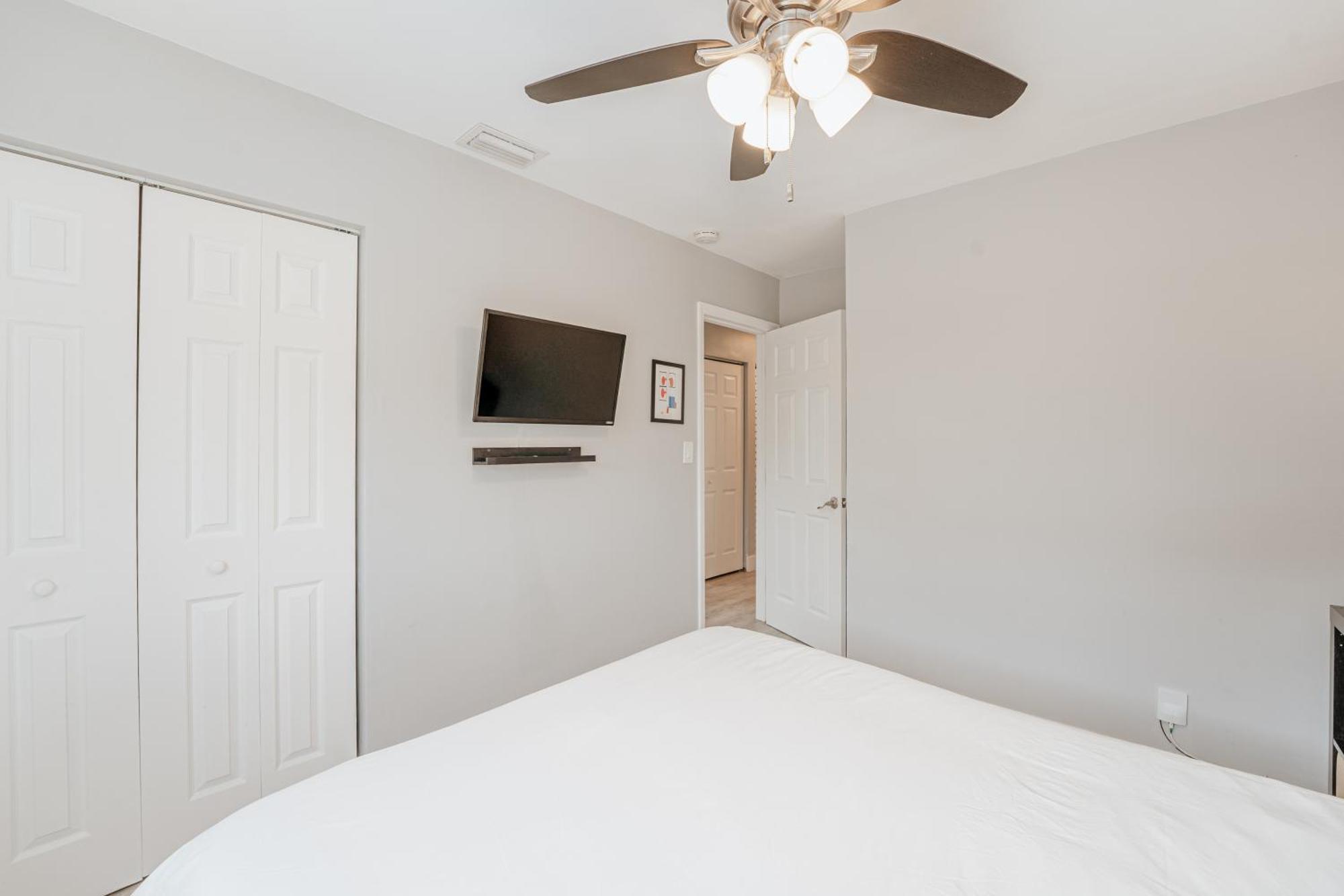 Home With A Pool Close To Beach And Fll Airport Pool Heated October- March Fort Lauderdale Exterior foto